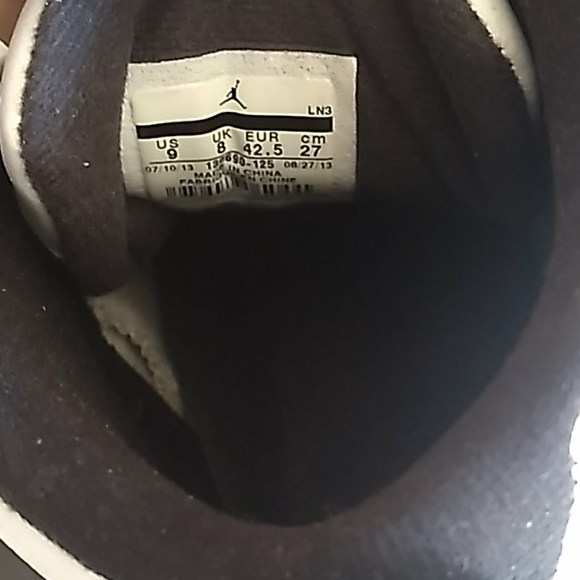 Jordan 12 retro Taxi - Picture 3 of 5